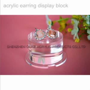 2017 Ny tilpasset Clear Acrylic Earring Display Block